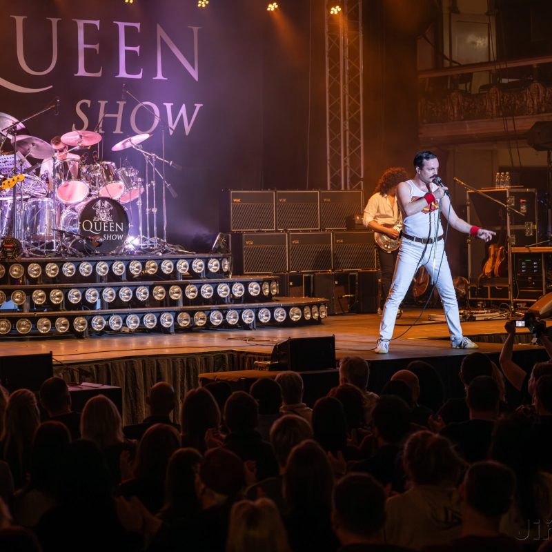 Queenshow-1-60